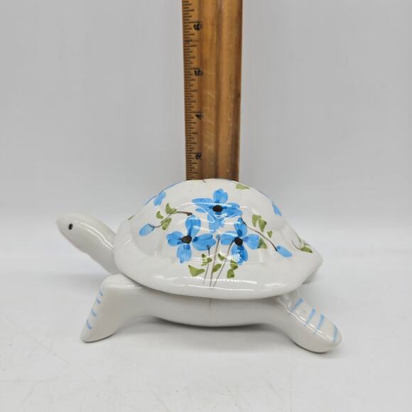 Vintage Porcelain Turtle Trinket Box Made in Portugal Floral White Blue READ - Picture 9 of 10